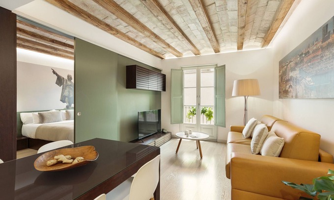 Gothic Quarter Apartment | Modern and comfortable apartment in the heart of the city
