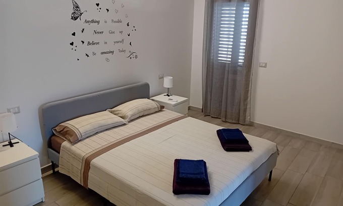 Cabras Apartment | Modern and Cozy Holiday Home 5 min from the nearest beach
