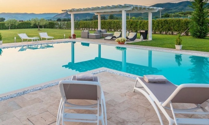 Monsummano Terme Villa | Modern and elegant villa with pool, wellness room