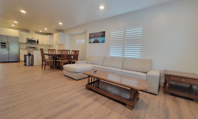 Harbor House | Modern and private 3-bedroom house near Freeway and major tourist attractions