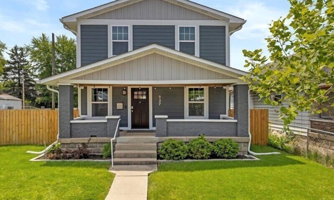 Indianapolis House | Modern and Spacious Downtown House
