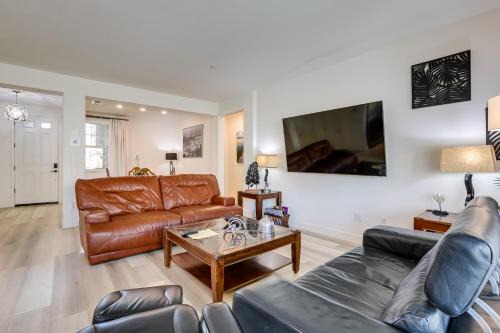 Antelope House | Modern Antelope Home 14 Mi to Downtown Sacramento