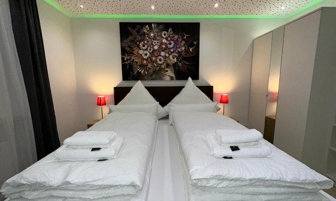 Neuburg Apartment | Modern Apartments Neuburg D - TOP - 2 Zimmer, Parkplatz, Balkon, Wi-Fi, 2 TV, Dusche, Küche