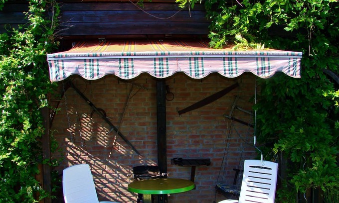Wendorf Apartment | Modern Apartment with Garden, Terrace, Barbecue and Heating