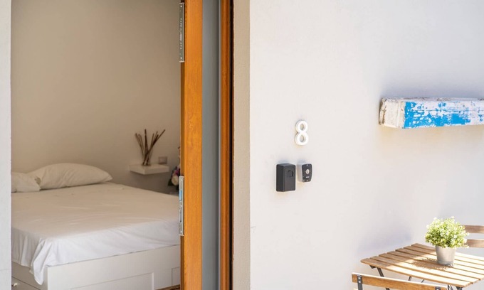 Strongoli Apartment | Modern Apartment by the Sea in Strongoli Marina