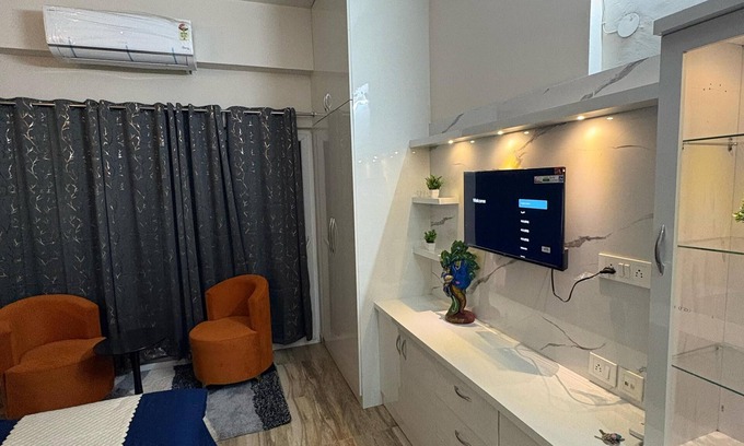 Greater Noida Apartment | Modern Apartment Near Expo Mart