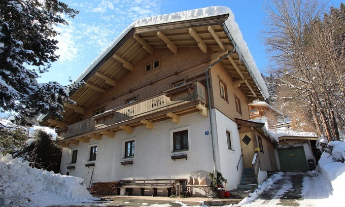 Kitzbuehel Apartment | Modern Apartment in Kitzbuhel near Ski Area