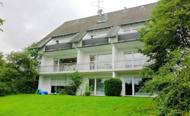Kuestelberg Apartment | Modern apartment in K stelberg with private balcony