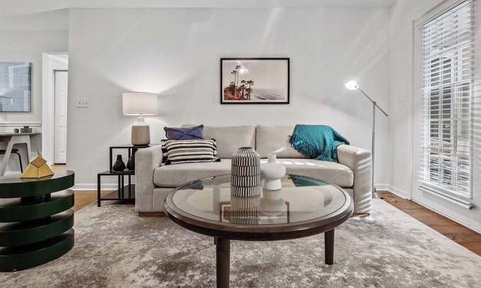 Citrus Park Apartment | Modern Apartment in Prime Location (ID7030X66)
