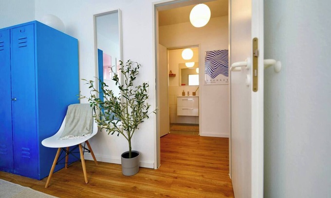 New Town Condo | Modern apartment right in Cologne's trendy district