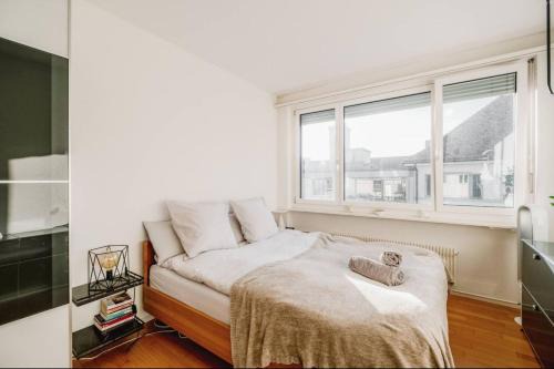 Langstrasse Apartment | Modern Apartment with balcony in Zurich Center A Hoh - Self Checkin