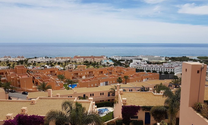 Mojacar Apartment | Modern Apartment with Wifi and Sea Views