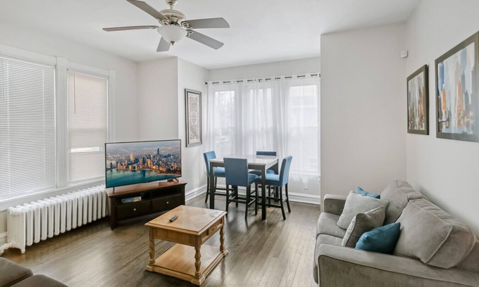 Libertyville Apartment | Modern apt in DT Libertyville Near Naval Base