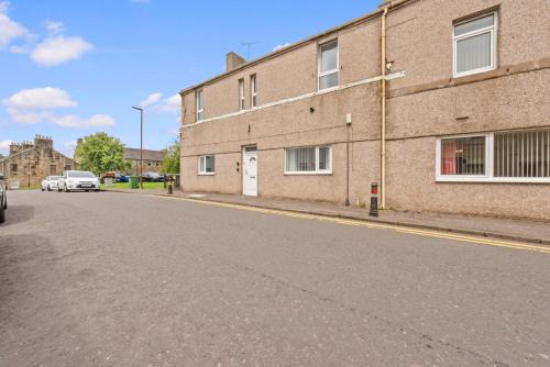 Bannockburn House | Modern Bannockburn Guest House - Ensuite Rooms Only