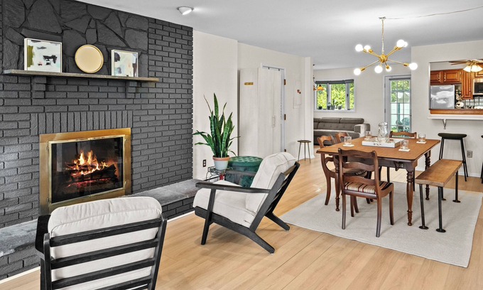 West Haven House | Modern Beach Home - Waterview, close to restaurants, universities and hospitals