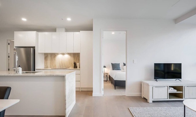 Auckland Central Business District Apartment | Modern Bright Central Apartment by Zodiak Stays