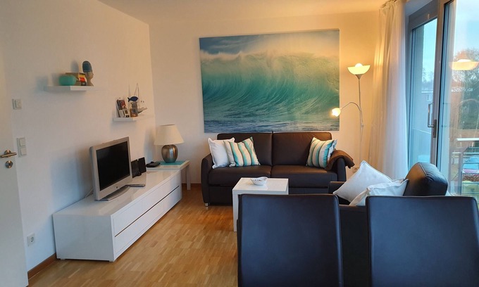 Ronnau Apartment | Modern, bright 2 room apartment with wifi