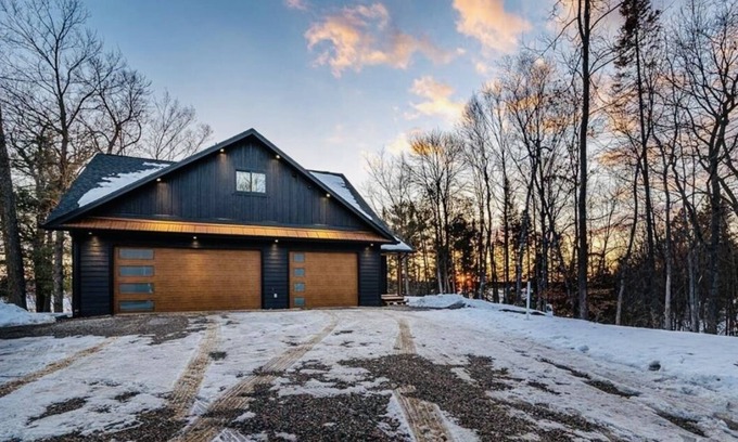 Grand Rapids Cabin | Modern Cabin on Beautiful Pokegama Lake