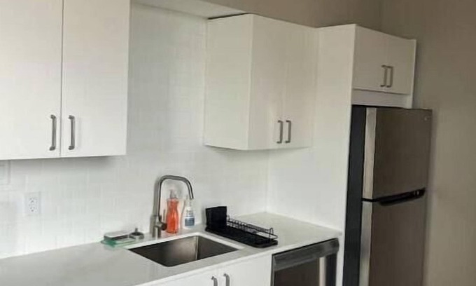 North Bay Apartment | Modern Century Suite
