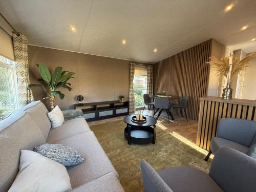 Municipality of Harderwijk Ski Chalet | Modern chalet, family oriented holiday suites near the forest and lake