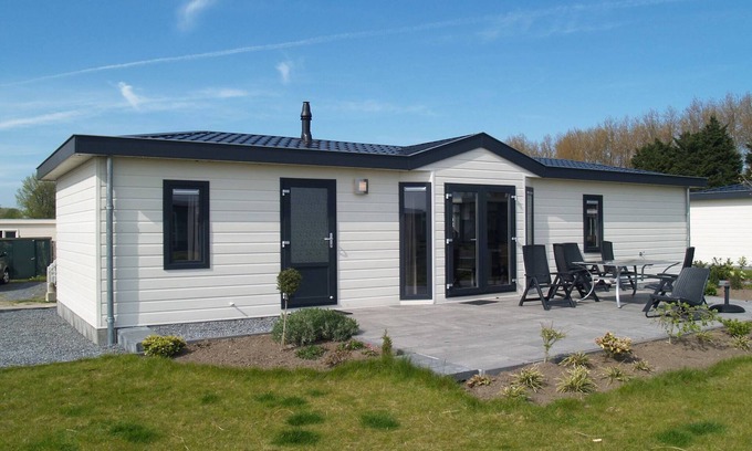 Municipality of Hellevoetsluis Ski Chalet | Modern Chalet near Marina