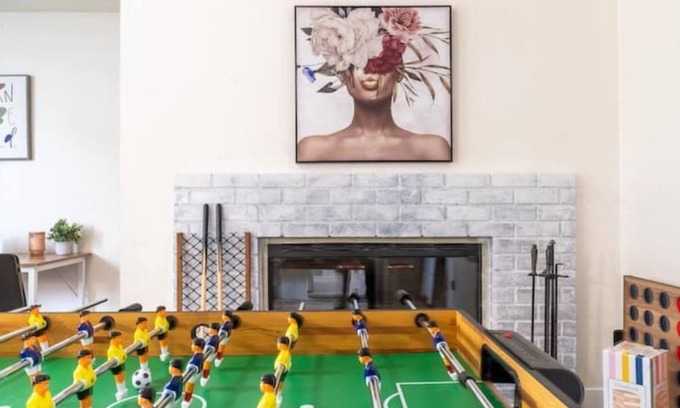 Concord House | Modern Charm/Large families and friend groups