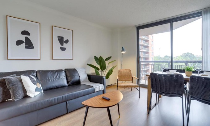 Pentagon City Apartment | Modern & Charming Apt With Rooftop @pentagon City