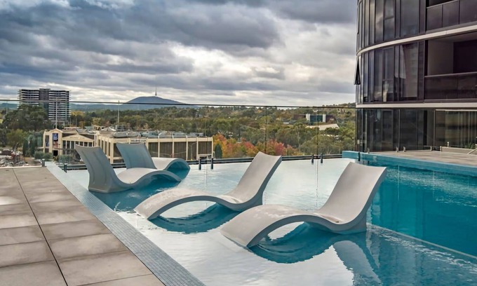 Phillip Apartment | Modern City Escape Phillip ACT