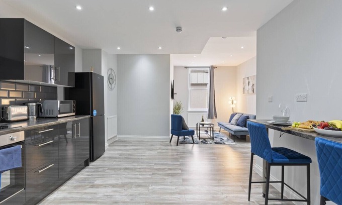 Harwich Apartment | Modern Coastal Apartment