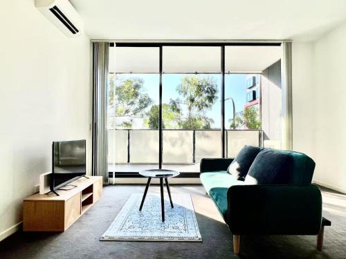 Hurstville Apartment | Modern Comfort Hurstville 1BR Wifi Train Business