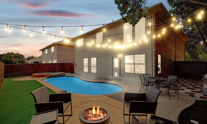 Saginaw House | Modern Comforts & Classic Charm w Pool, 5BD