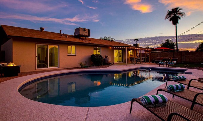 Cox Heights House | Modern Comforts Near Old Town Scottsdale and ASU!