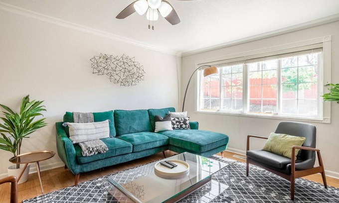 Concord House | Modern Concord 3BR w/Backyard + Patio, nr Mt Diablo, by Blueground