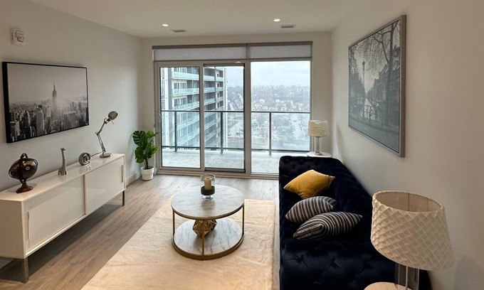 Cambridge Apartment | Modern Condo in Downtown Cambridge - monthly options .