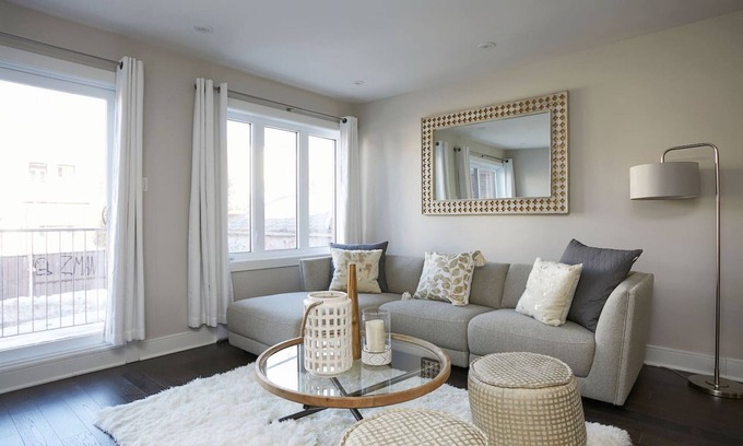 Mile End Condo | Modern Condo in Mile End (Phase 1 - 101)