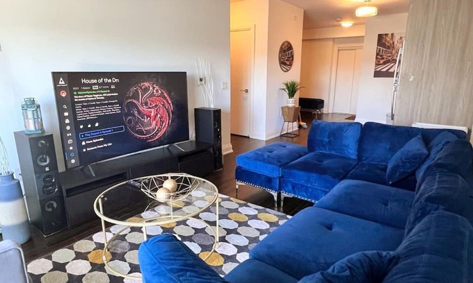 Weston Apartment | Modern Condo In York