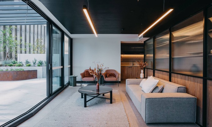 Bruce Apartment | Modern Convenient 2-BR with Lakeside View