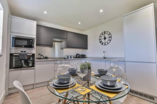 Sheffield House | Modern, Cosy Whole House Wifi Close To Attractions