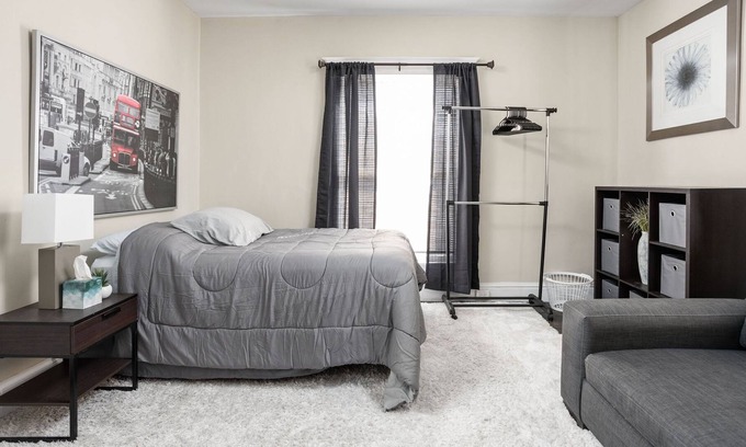 Crawfordsville Apartment | Modern Crawfordsville Retreat, Stay for Gen Con