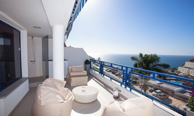 Taurito Apartment | Modern designer apartment with large terrace and sea view!