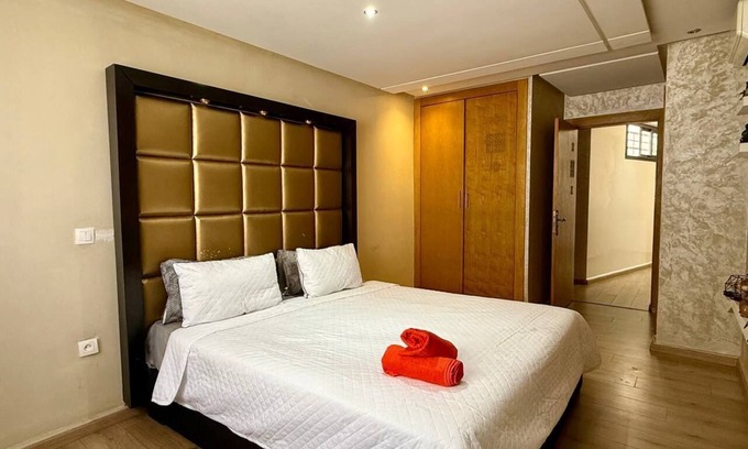 Quartier Maamora Apartment | Modern Duplex Downtown With Netflix & IPTV