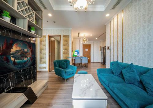 Hang Xanh Apartment | Modern Elegance in Central Park