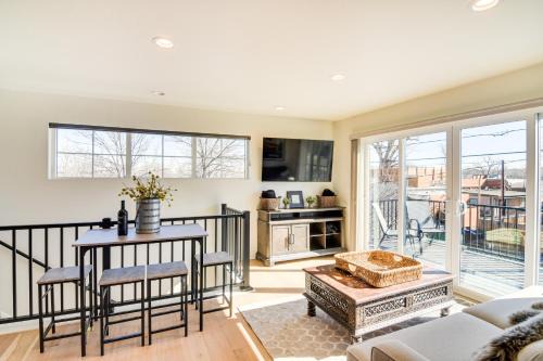 Erie House | Modern Erie Home - Walk to Downtown!