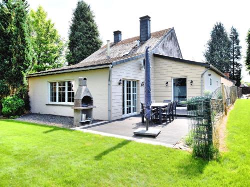 Samree House | Modern family home with wellness