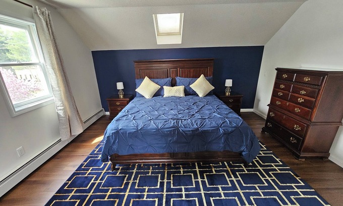 Silver Lane House | Modern Family Retreat w/Pool, Office & Fast WiFi
