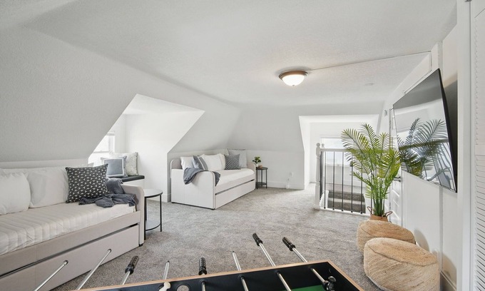 North of Grand House | Modern Farmhouse | 4 Kings + Loft | On Ingersoll