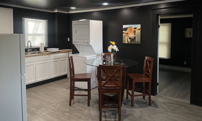 Jamestown Condo | Modern Five Star in Lucy Desy’s birthplace!