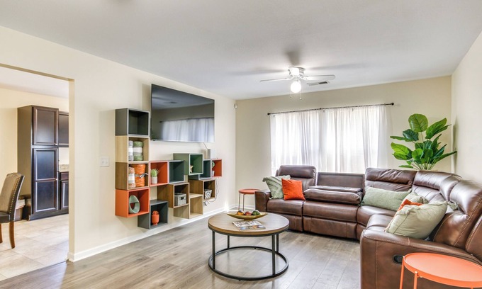 Lake Carolina House | Modern Gem: 18 Mi to Downtown Columbia!