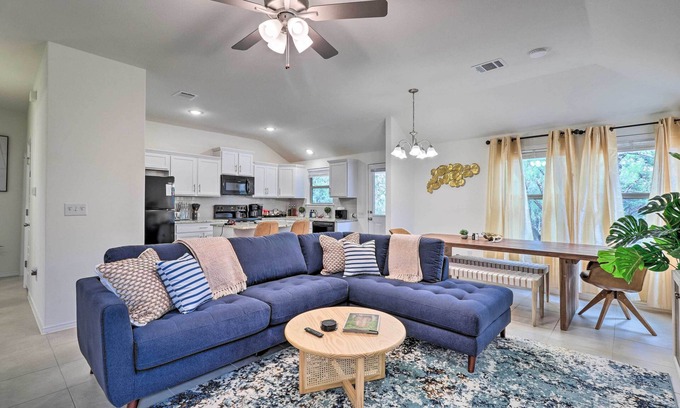 Granite Shoals House | Modern Granite Shoals Retreat w/Fire Pit!