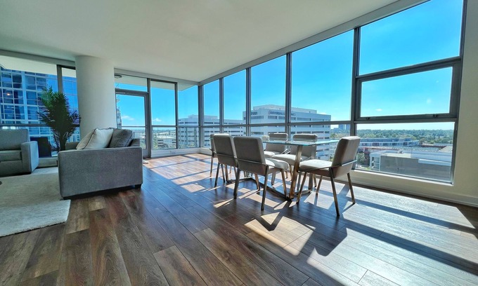Santa Ana Apartment | Modern High Rise - 2BR 2BA, Pool, Gym, and Amazing Sunset Views!
